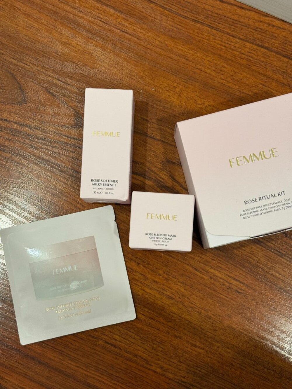 FEMMUE Rose Ritual Kit – Milky Essence + Sleeping Mask + Toning Pads – New/Unuse